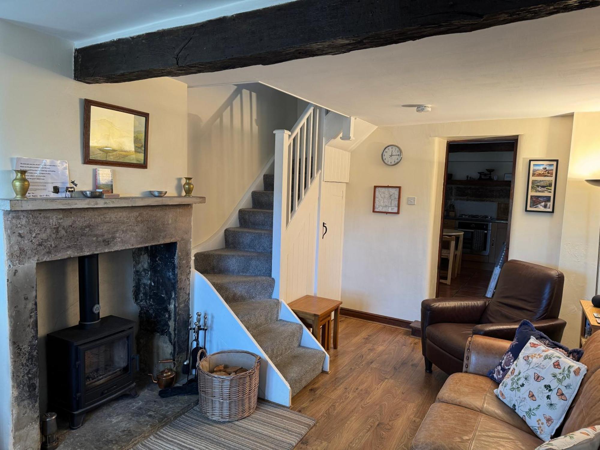 May Cottage Tideswell Exterior photo