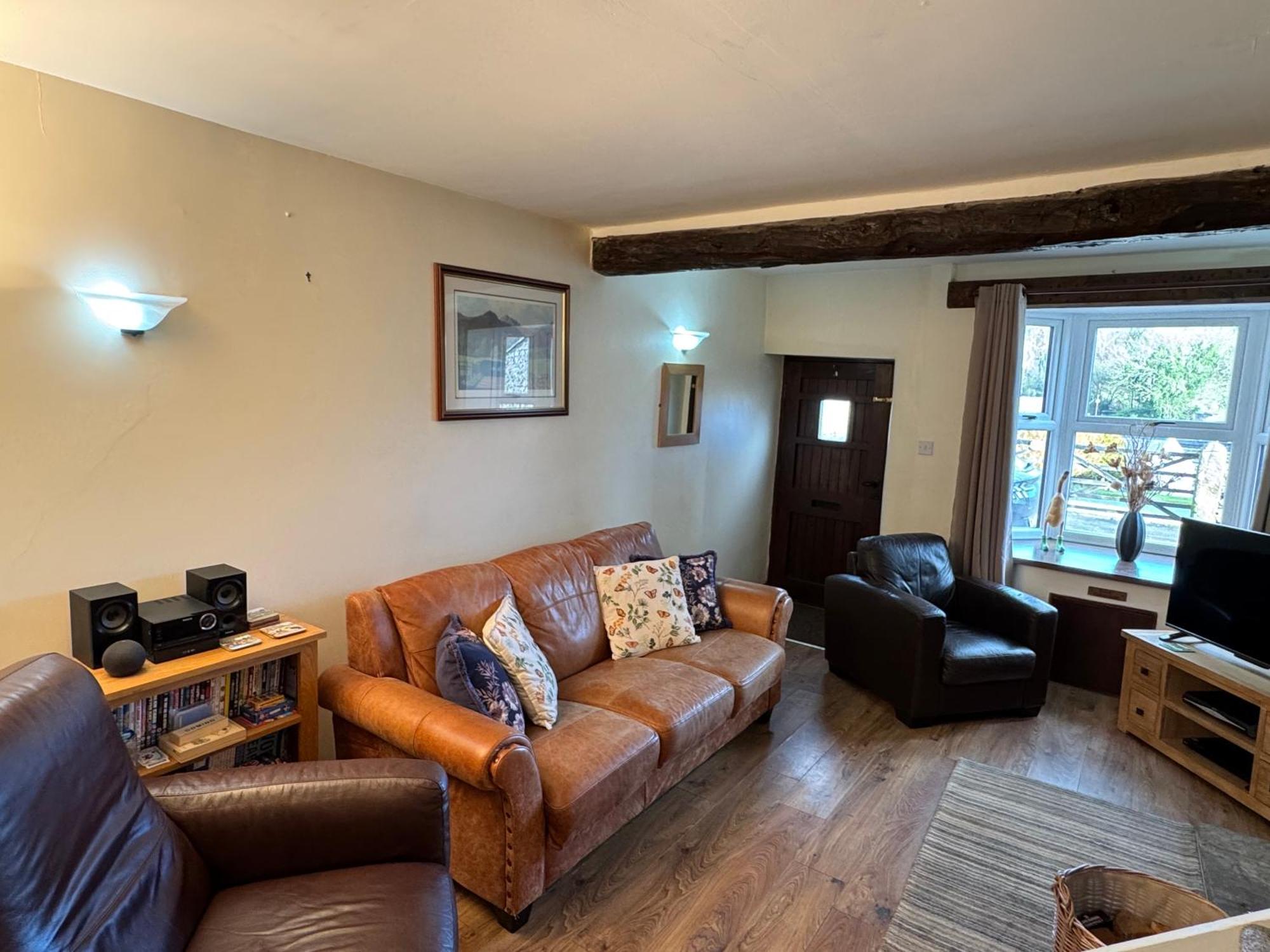 May Cottage Tideswell Exterior photo