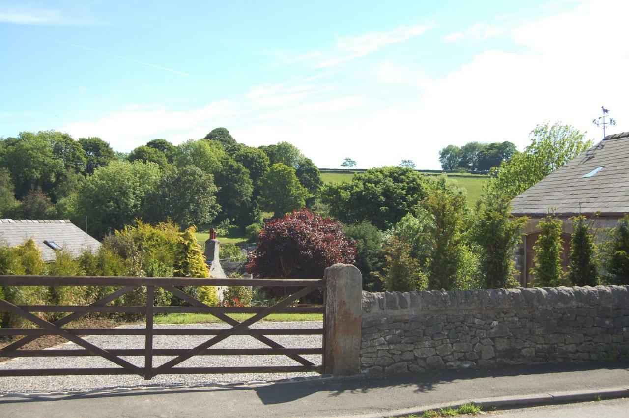 May Cottage Tideswell Exterior photo